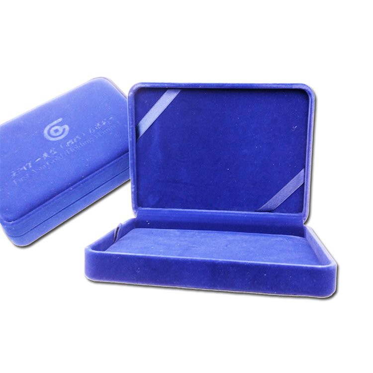 Packaging box (24)